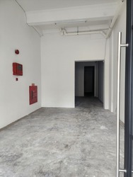 Lavender Street (D12), Retail #607563501
